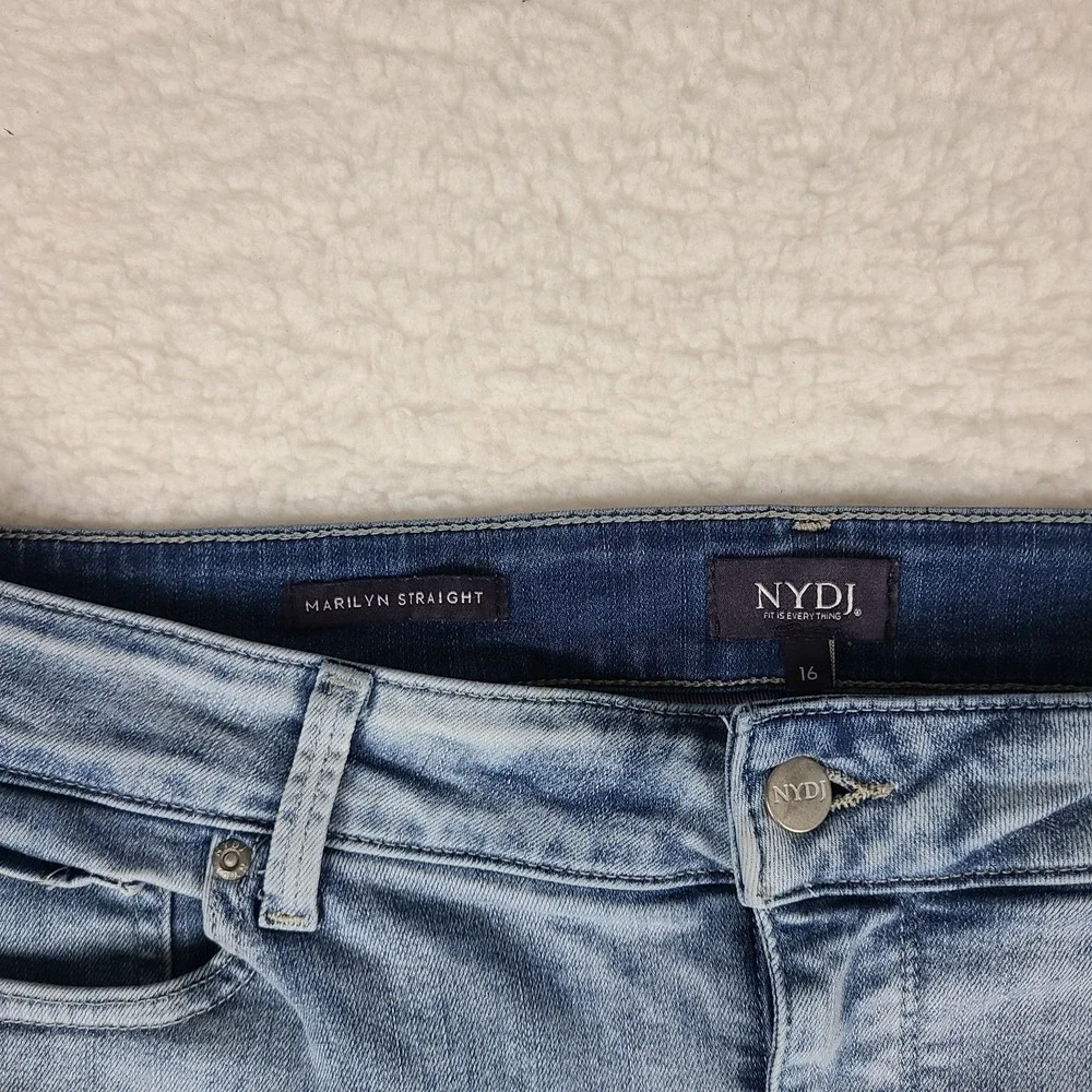 Not Your Daughter Jeans Womens 16 Blue Marilyn Straight Light Wash NYDJ HEMMED